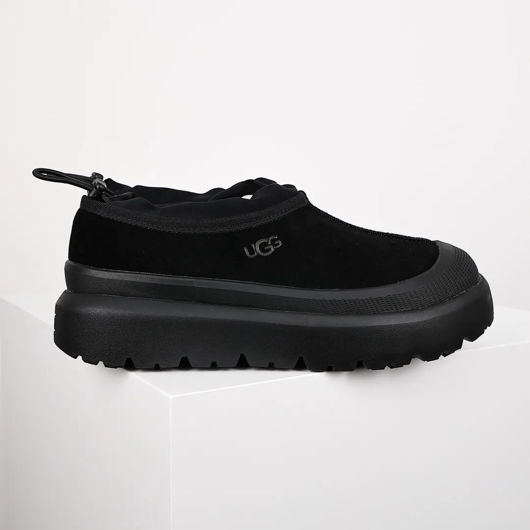 Pick up locally 💰Female size 330 Men's size 380 UGG 23S new winter products Half toe cap and low top 1144096 Imported sheepskin fur Purchasing for exclusive quality High elastic Modern midsole External non-slip outsole Leg drawstring design Very easy to put on and take off Sizes: 35 36 37 38 39 40 41 42 43 44 45
